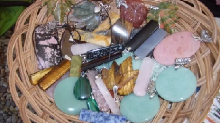 Carmen Bere: "Pietre de la targul din Franta si pietre romanesti!"