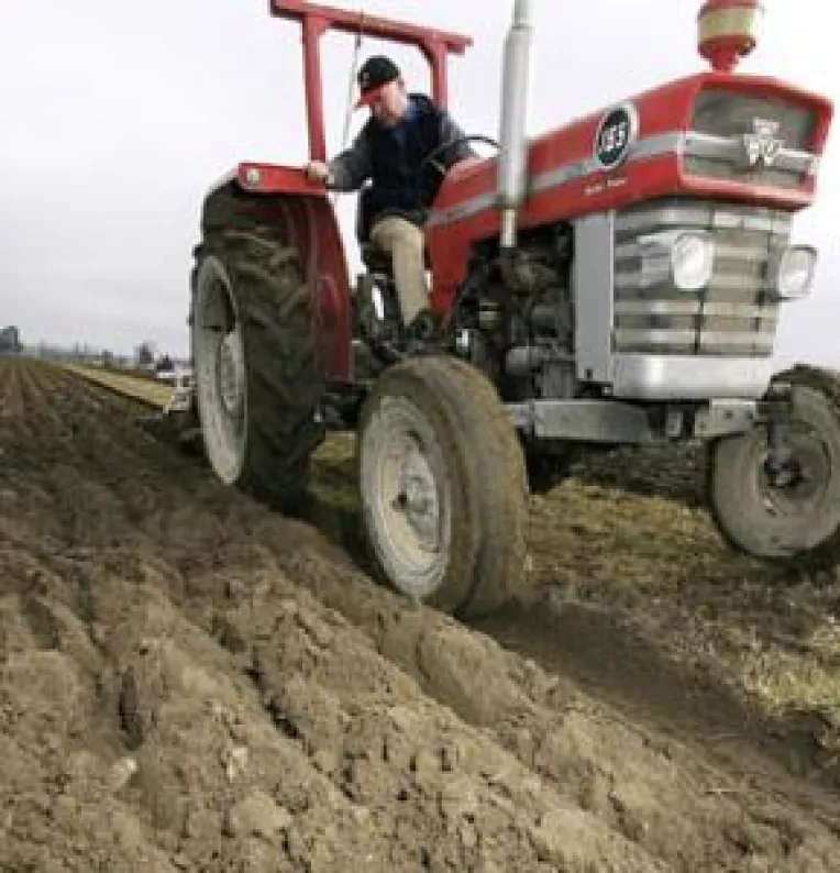 Carte Verde la tractoare