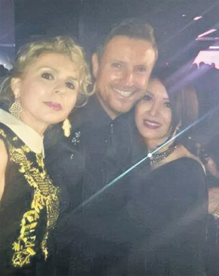 Catalin Botezatu a implinit 46 de ani: La multi ani!