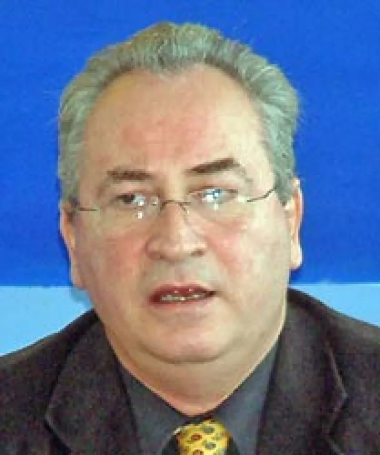 "Catarama este pe cat de ridicol, pe atat de imprevizibil"