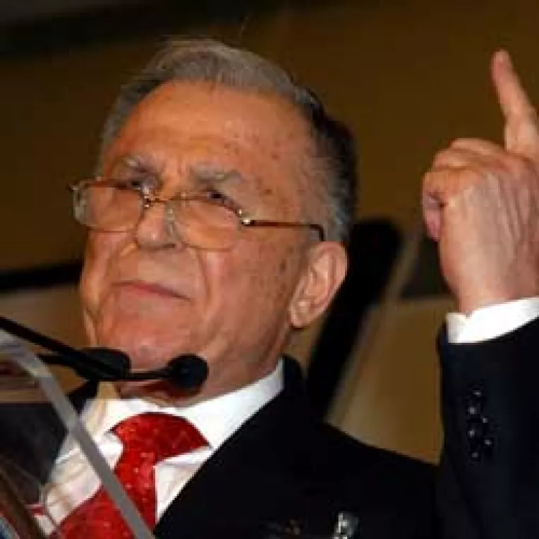 Cel mai neconstitutional presedinte