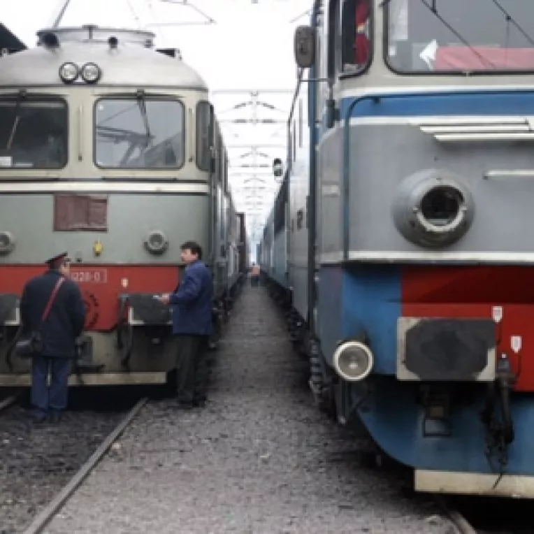 CFR isi vinde din terenuri pentru plata datoriilor catre Electrica