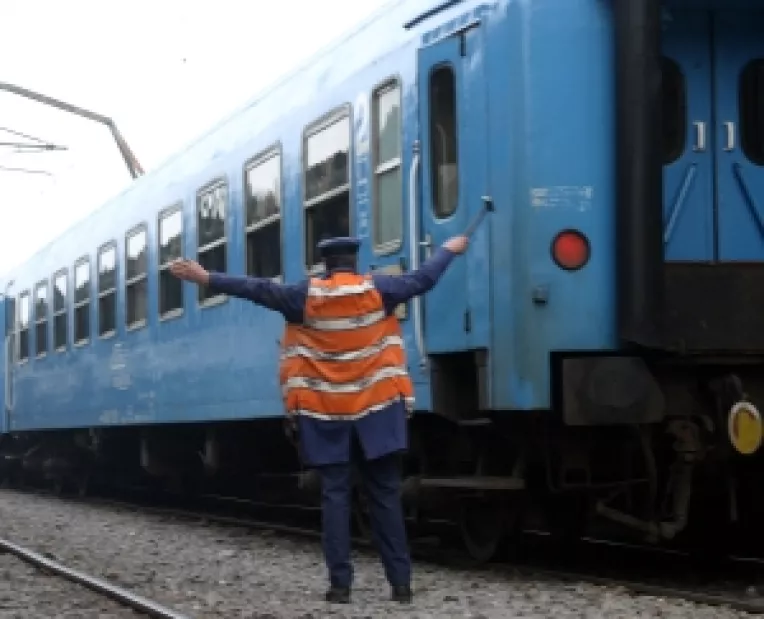 CFR scoate la vanzare 13 hectare de teren pentru plata datoriilor