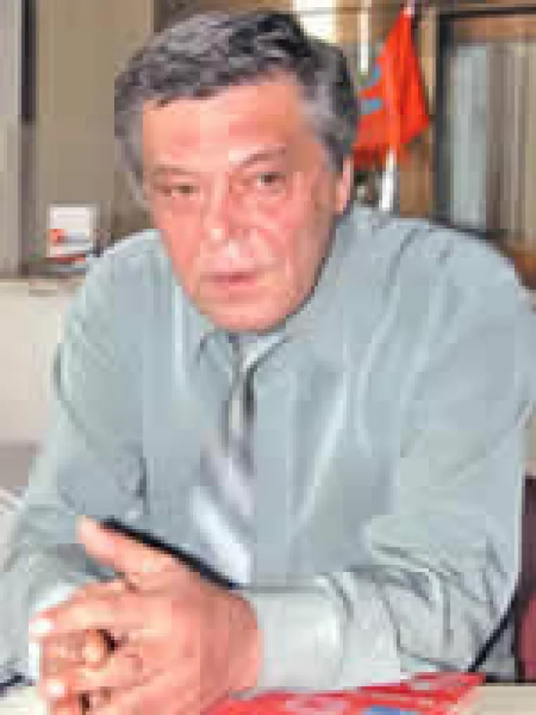 Cine sustine numirea unui incompetent la sefia CFR?