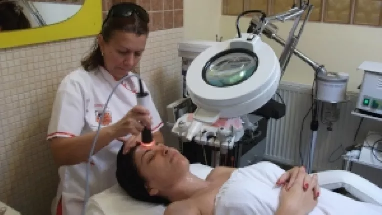 Claudia Ghitulescu se mentine in forma cu tehnologia OxyGeneo