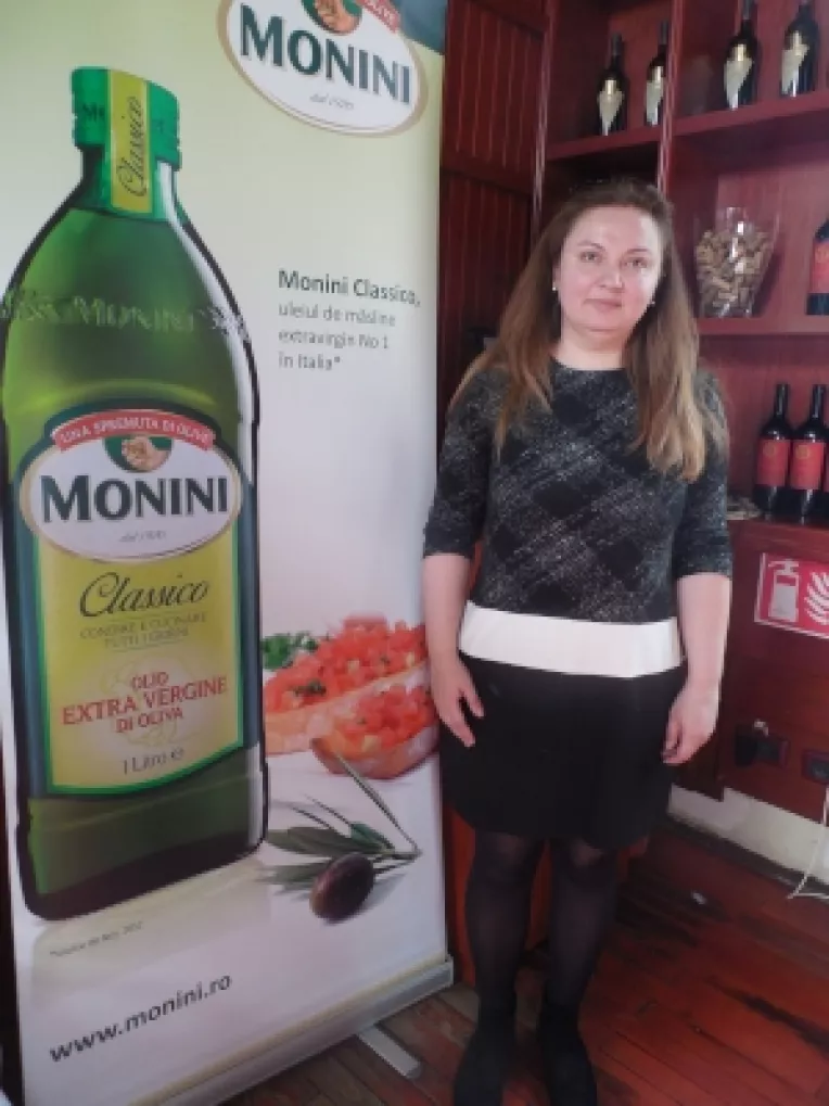 Claudia Vasilache ne recomanda masca din ulei de masline si banane