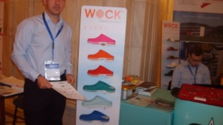 CLOG, incaltaminte unisex conceputa deopotriva pentru activitati de munca si recreere
