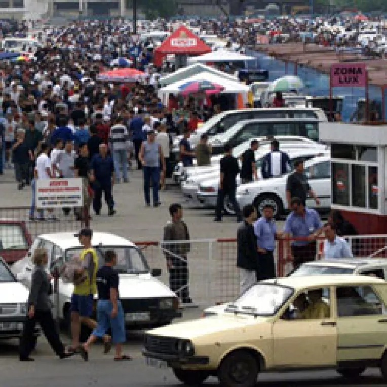 Comerciantii de automobile se tem ca aderarea UE le va strica afacerea
