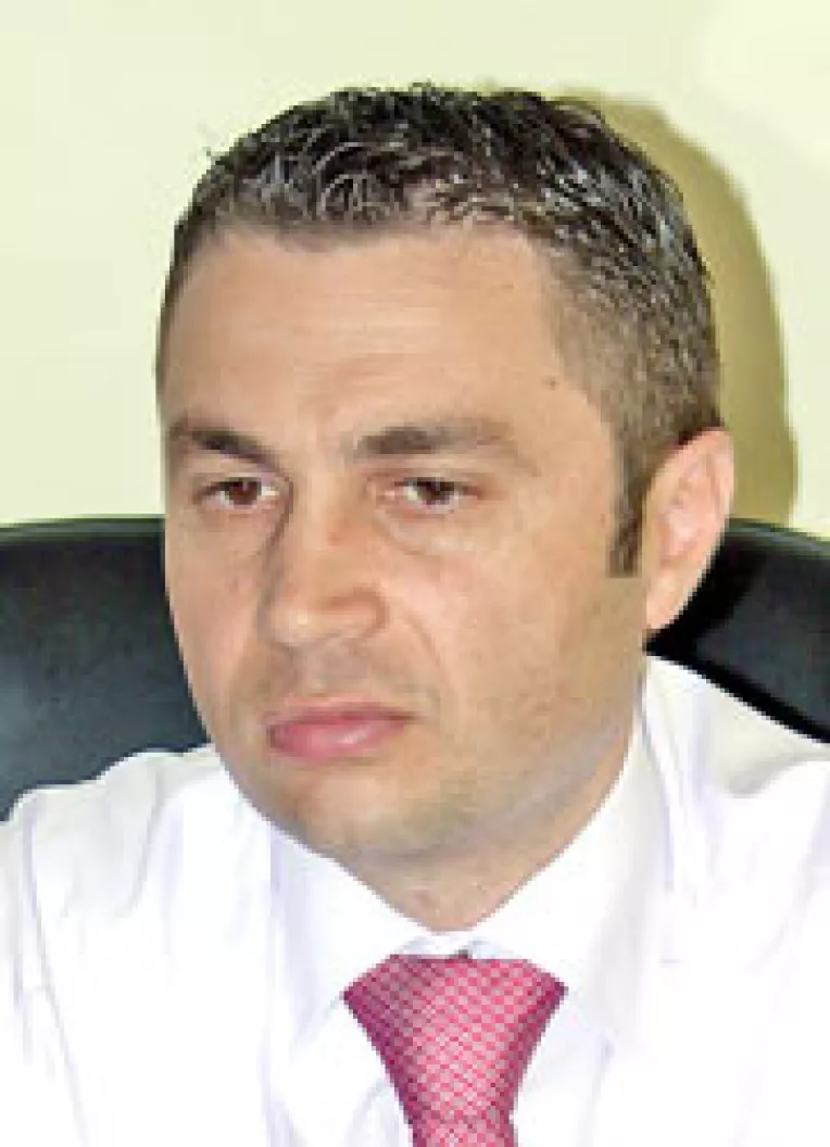 Comisarii Garzii asteapta mila lui Vladescu