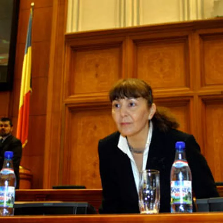 Compromis intre deputati si ministrul Justitiei