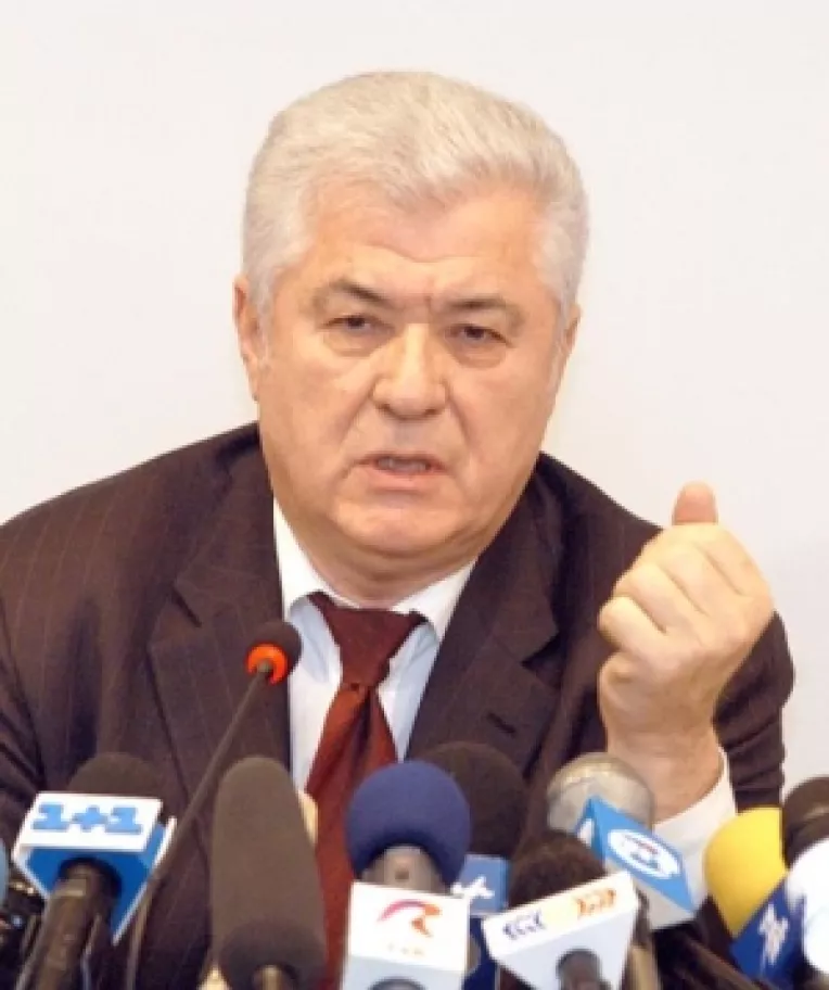 Comunistii moldoveni trebuie sa renunte la Voronin