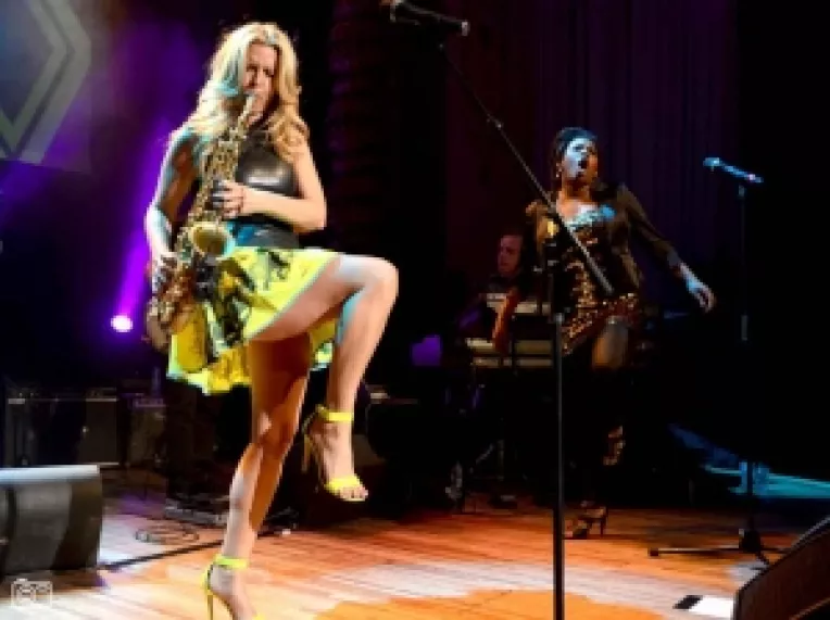 Concertul Candy Dulfer, ce urma sa aiba loc in data de 17 octombrie, la Sala Palatului, se anuleaza