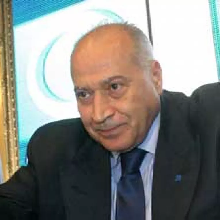 Conservatorii se intaresc cu nemultumitii altor partide