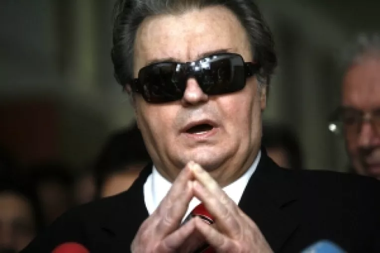 Corneliu Vadim Tudor: "Fac ceva pe toate numele mari de la PSD, PD-L si PNL. Nu au nicio valoare"
