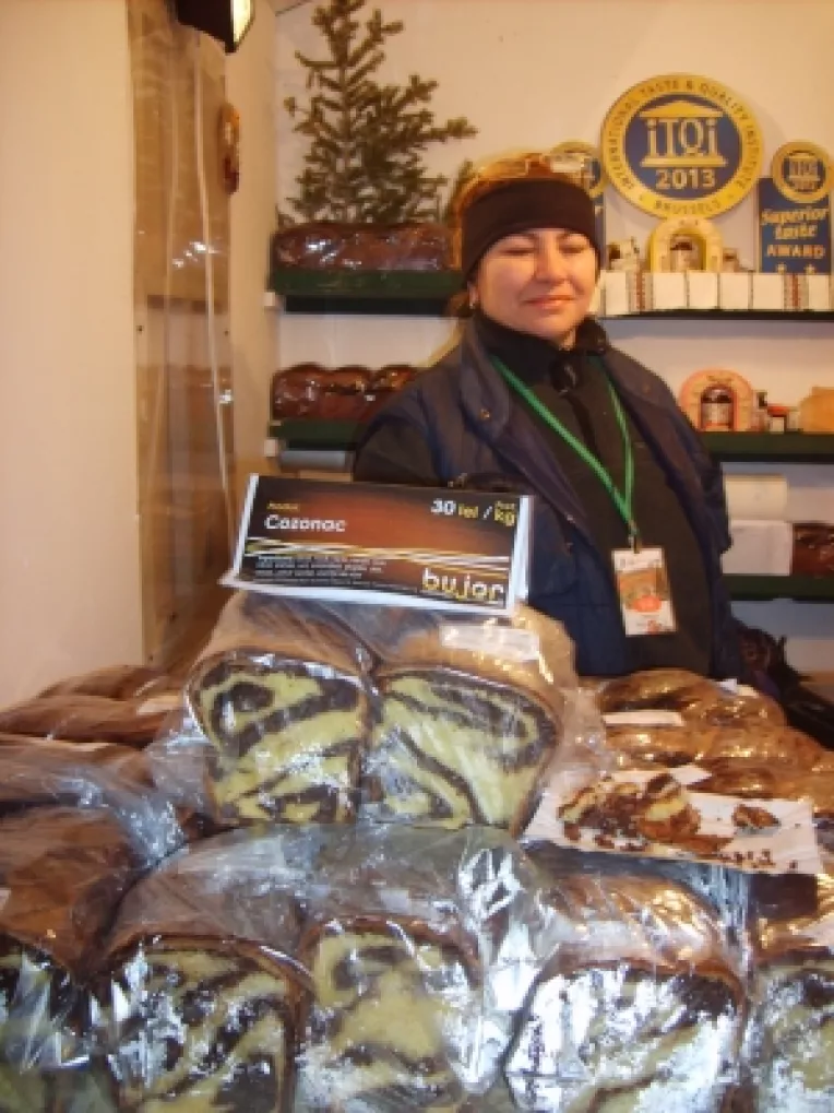 

Cozonac de casa, de la firma Bujor