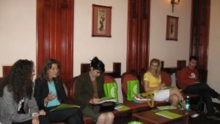 Craiovenii incing reteaua de telefonie mobila