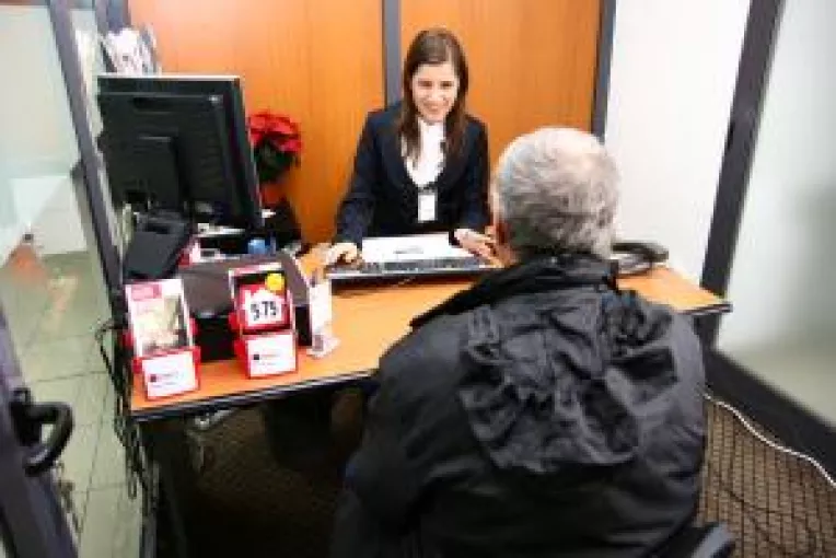 Craiovenii pot lua locuinte "la oferta"