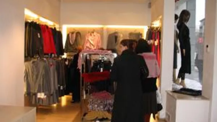 Craiovenii se inghesuie la solduri