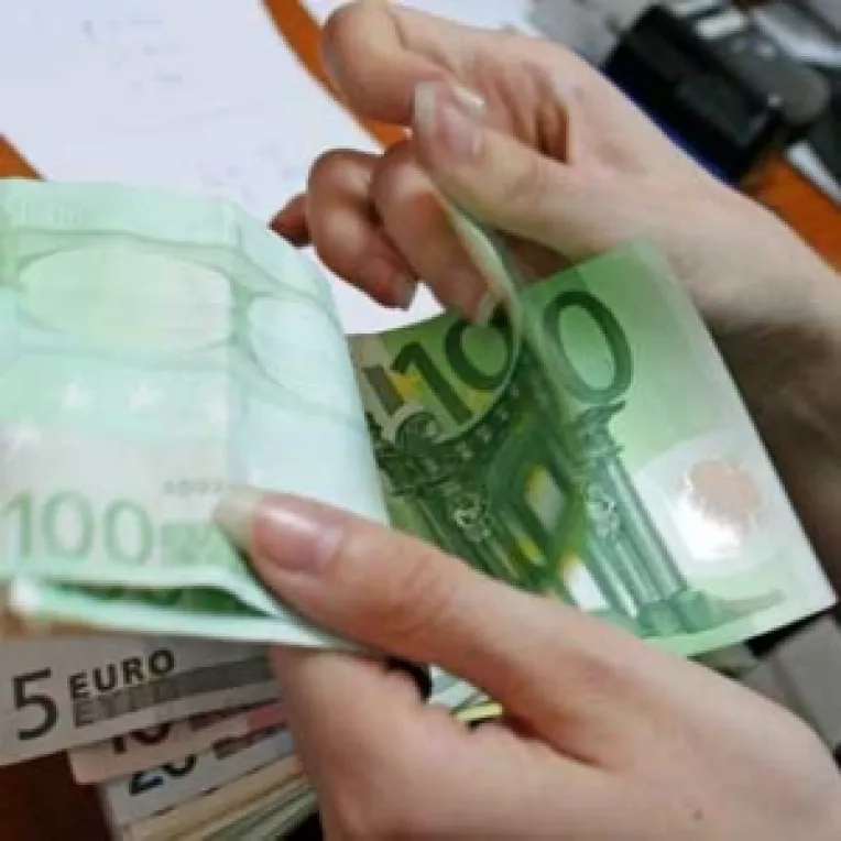 Credite cu dobanzi europene oferite de banci din Romania