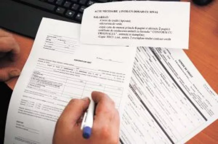 Creditele de nevoi personale le-au scos profitul din cap bancherilor