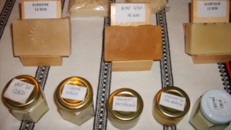 Cremele de la Natural Bucovinean ne pastreaza pielea hidratata