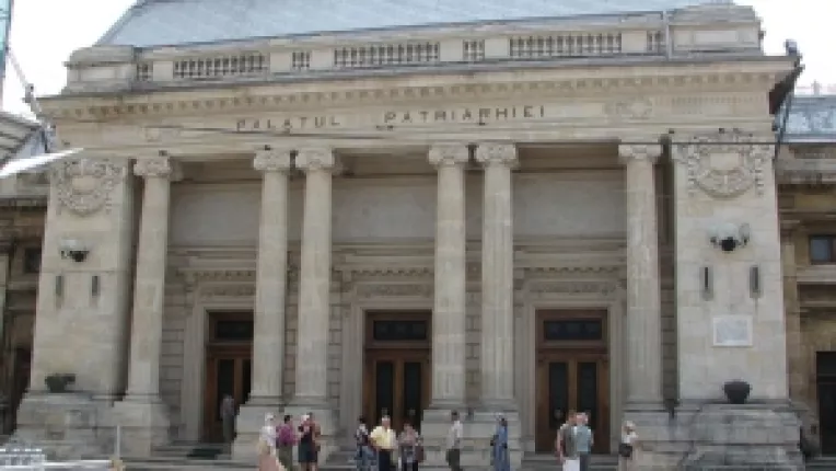 Crin Antonescu: Basescu vrea reinstaurarea Marii Adunari Nationale