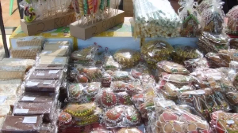 Cristian Gabriel Serban din Gaesti: "Turta dulce e cea mai cautata la targurile organizate la Bucuresti!"