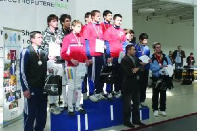 CS Universitatea, campioana la baieti si la fete