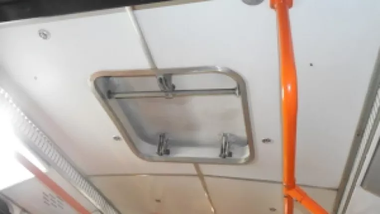 Cum o calatorie cu tramvaiul 41, prin Bucuresti, te poate baga in cosciug!