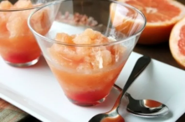 CURADEMIERE.RO : Slush de grepfrut roz cu miere