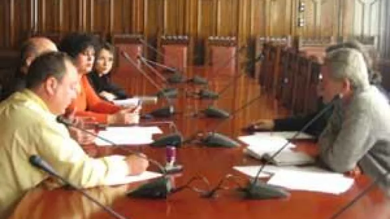 Curatenie in randul taximetristilor