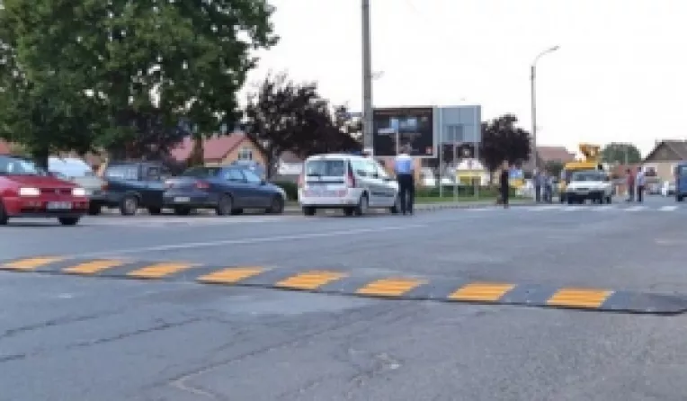 Daca ocoliti limitatoarele de viteza, riscati o amenda de 1160 lei si pierderea permisului