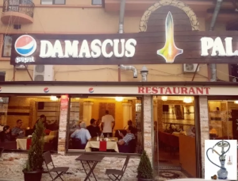 Damascus Palace:  Unul dintre cele mai bune restaurante arabesti din Bucuresti, in care mancarea e lucrul cel mai important
