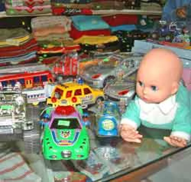 De sarbatori, comerciantii traiesc bine din vanzarea de jucarii