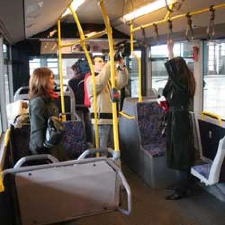 Delectarea clientilor cu muzica ii costa pe patroni