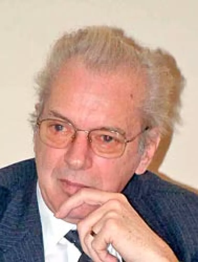 Deputatul Lucian Bolcas: "BCS este o asociatie de gunoieri"