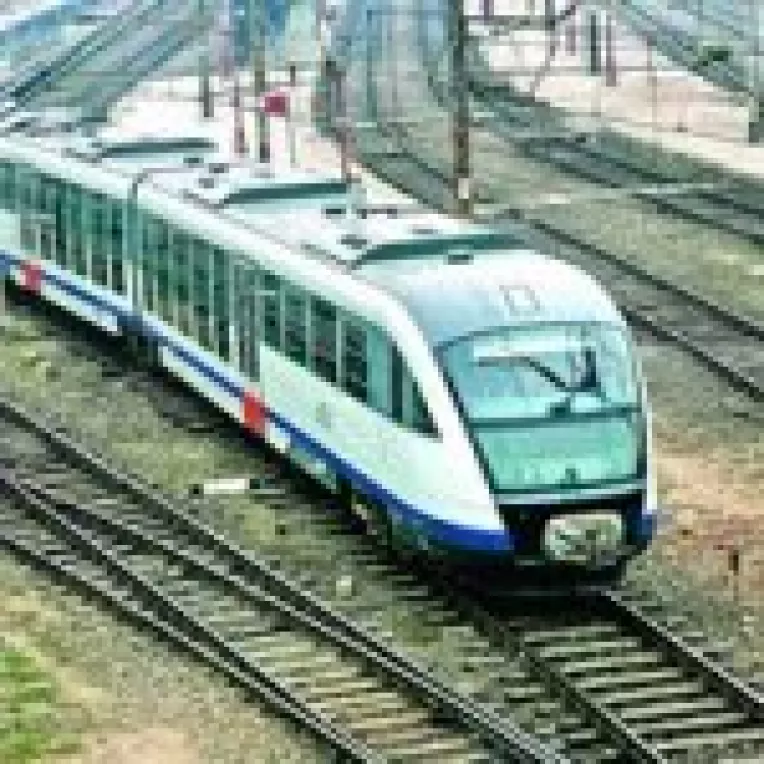Din 20 iulie,
CFR introduce un tren rapid pe ruta Brasov-Bucuresti Nord
