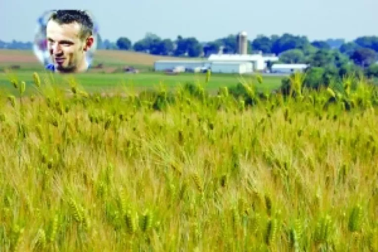 Din fotbal se traieste bine, dar se poate si din cereale
Fostul stelist, Adrian Pitu, s-a apucat de agricultura