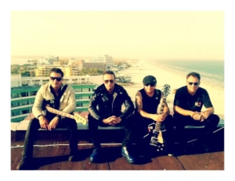 Directia 5 lanseaza single-ul "iarta-ma"
