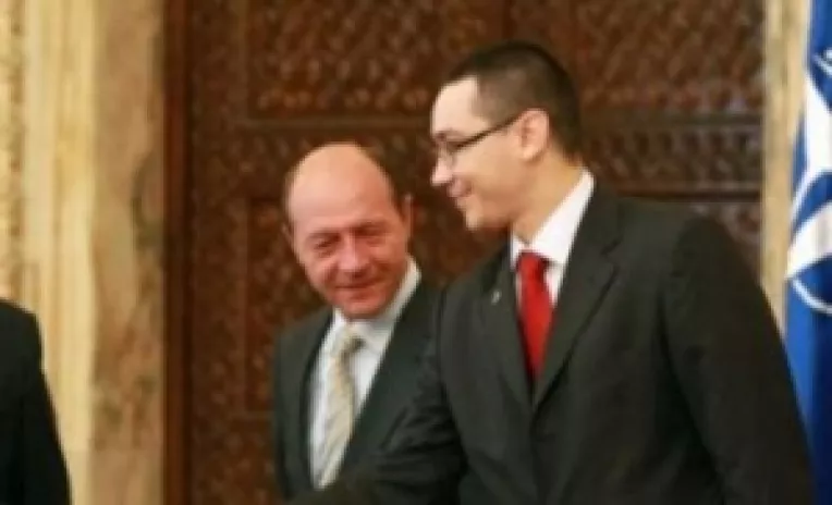 Discurs tipic de dictator paralizat de frica