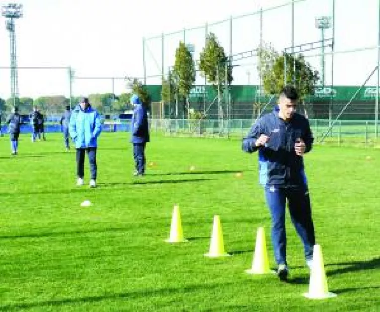 Efort cu zambetul pe buze