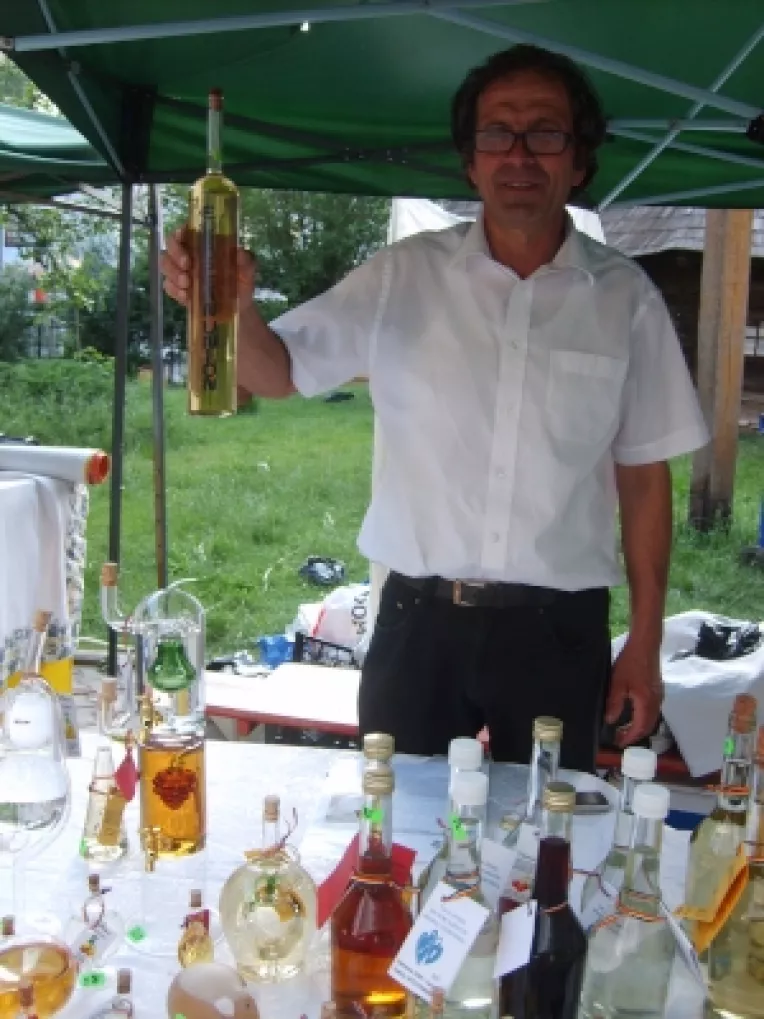 Emil Florescu, la targul organizat la Muzeul Satului