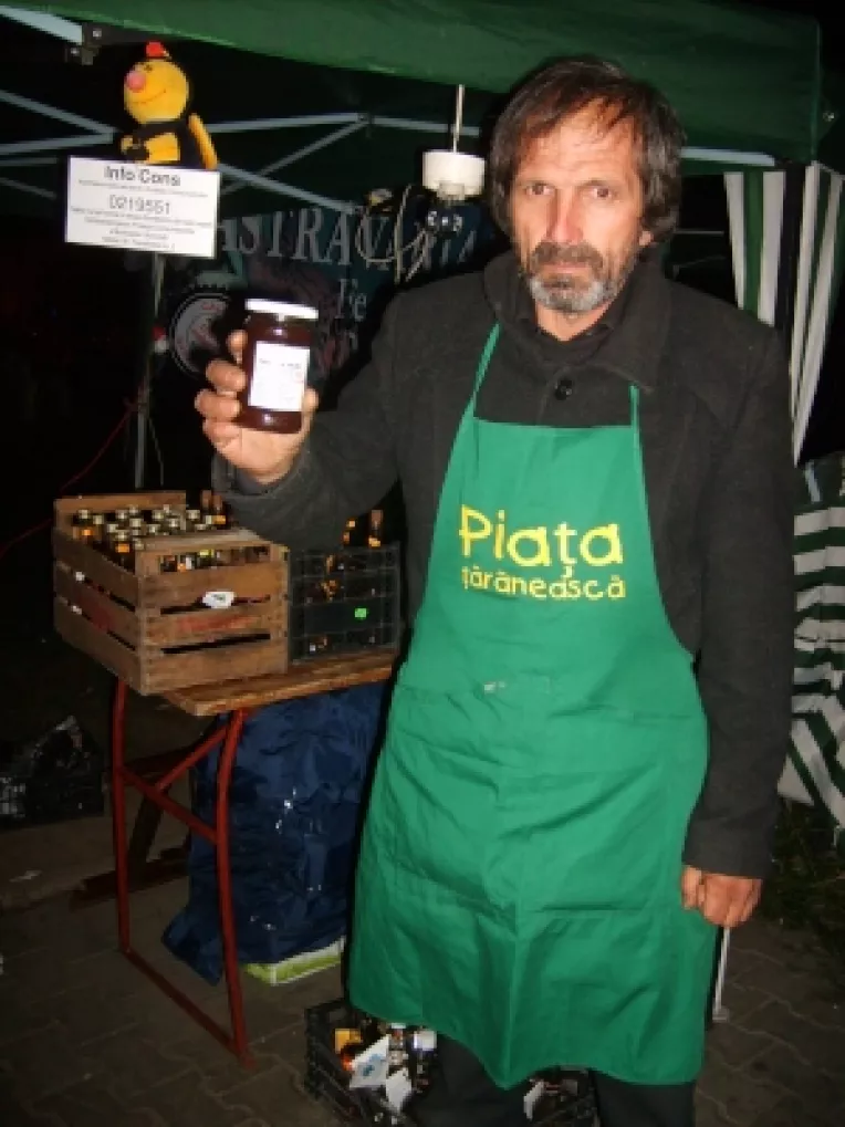 Emil Florescu: "Targul Piata Taraneasca organizat de Craciun a mers binisor!"