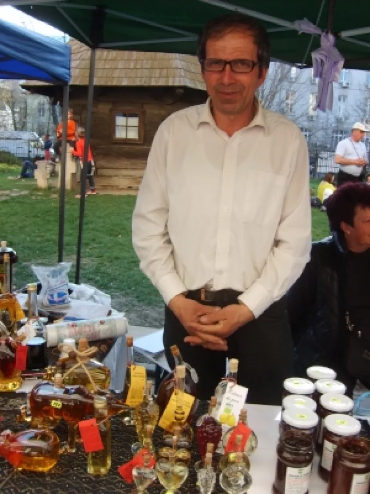 Emil Florescu: "Targul traditional de la MTR are si un rol de a mentine consumul de produse traditionale!"