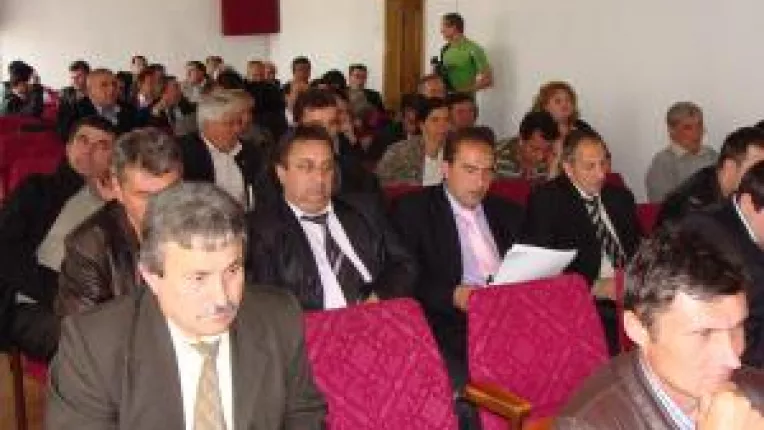 Europarlamentarele, mana-n mana cu gripa