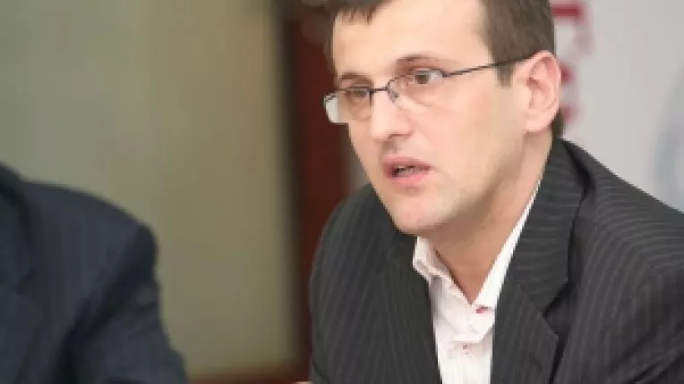 Europarlamentarul PDL ii da dreptate lui Basescu care acuza ca PDL ca se bolsevizeaza