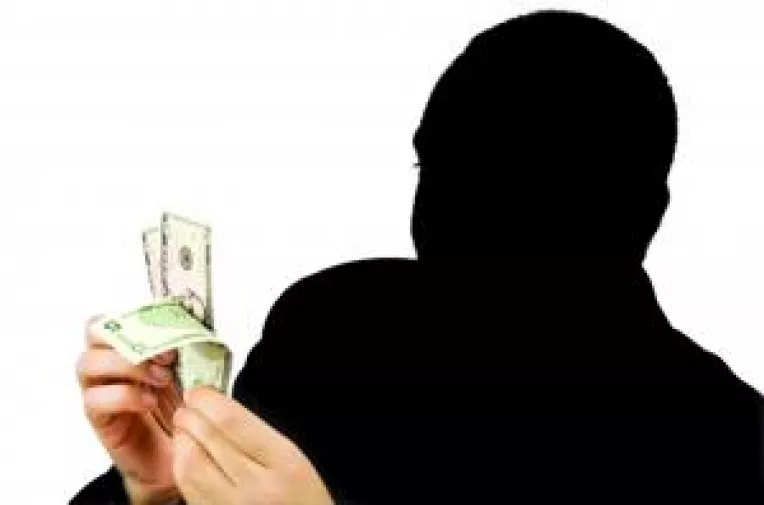 Evazionist versus inspector fiscal