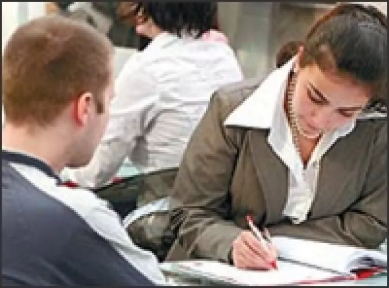 Factura neplatita la telefonia mobila, inregistrata la Biroul de Credit