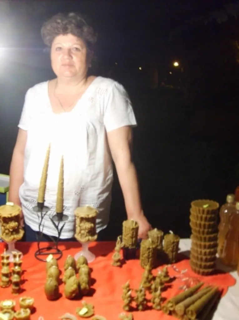 Familia Zota: "Fagurii au mers foarte bine la targul din Parcul Cismigiu!"