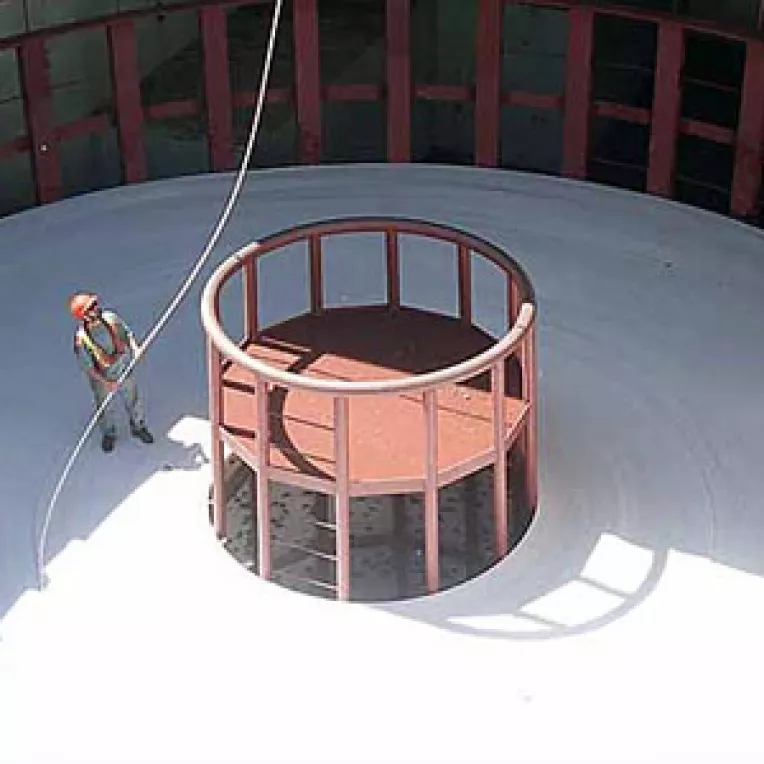 Fibra optica prin apele Pacificului